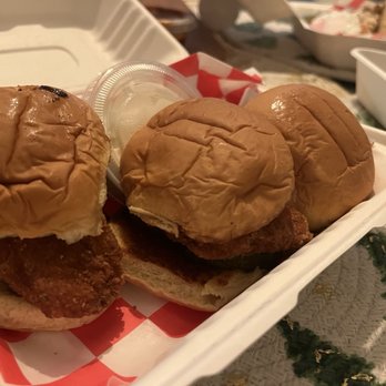 Dish n' Dat - American Near Me - Canton, Connecticut