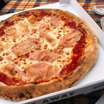 Acqua & Farina - Prosciutto. - Pizza Near Me - Barcelona, B Acqua & Farina - Prosciutto. - Pizza Near Me - Barcelona, B