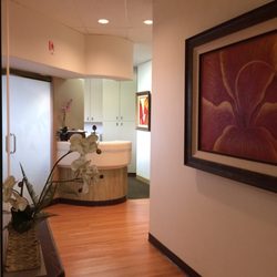Endodontic Associates - Beautifully designed office with Hawaiian themed art. A fitting setting for receiving truly exceptional care.