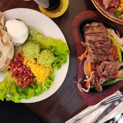 Hard Rock Cafe - Beef Fajitas
