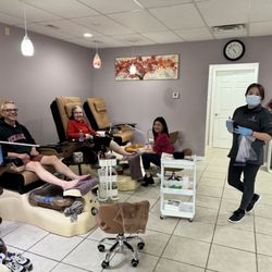 Leave your cares at the door and relax at Jazzy Nails Spa. It's not a nail salon...it's a nail experience!