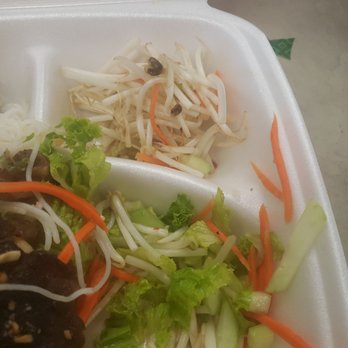 Pho Sao Bien - When you request no bean sprouts..... - Vietnamese Near Me - Pacific Beach, California