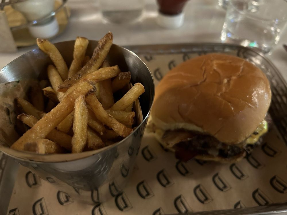 Tommi's Burger Joint