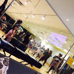 I Love Dance - Comfy studio.and nice song