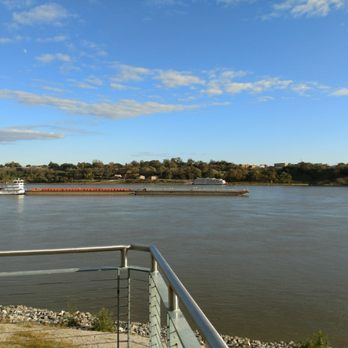 River View RV Park and Resort - View of the river from walking path - Campgrounds Near Me - Vidalia, Louisiana