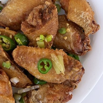 Chef Hunan - 椒鹽雞翼 Salt & Pepper Fried Chicken Wings | 10 pc - $12 - Cantonese Near Me - San Francisco, California