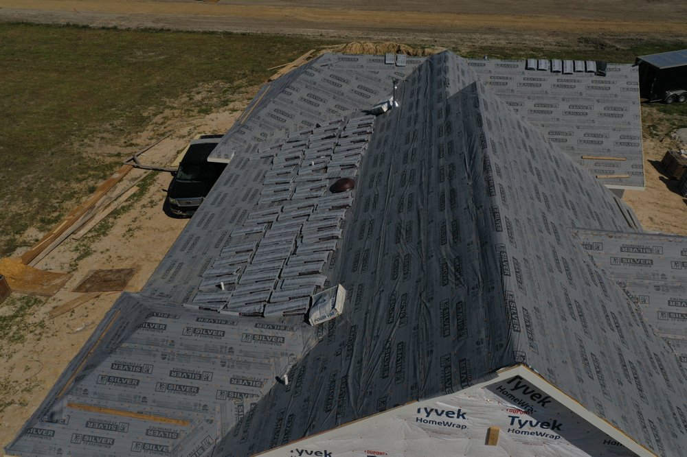 Slide of Esteban Construction