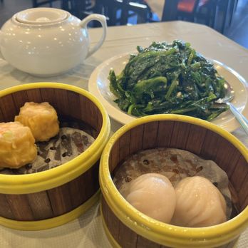 Aquarius Seafood - Shrimp Siu Mai & Steamed Shrimp Dumpling & V16 Stir-Fried Snow Pea Leaves with Garlic - Dim Sum Near Me - Fort Lee, New Jersey