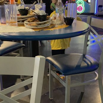 John's Incredible Pizza - Carson - Dishes constantly piled up in cafe area unsanitary. - Arcades Near Me - Carson, California