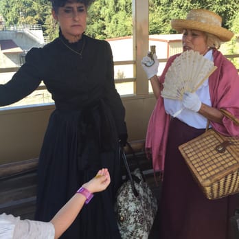 River Fox Train - Tours Near Me - West Sacramento, California