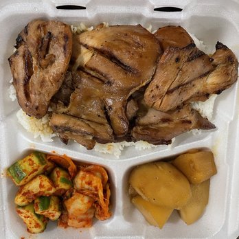 Tasty Korean BBQ - BBQ chicken with 3 veggies: potatoes, kimchi and cucumbers - Barbeque Near Me - Virginia Beach, Virginia