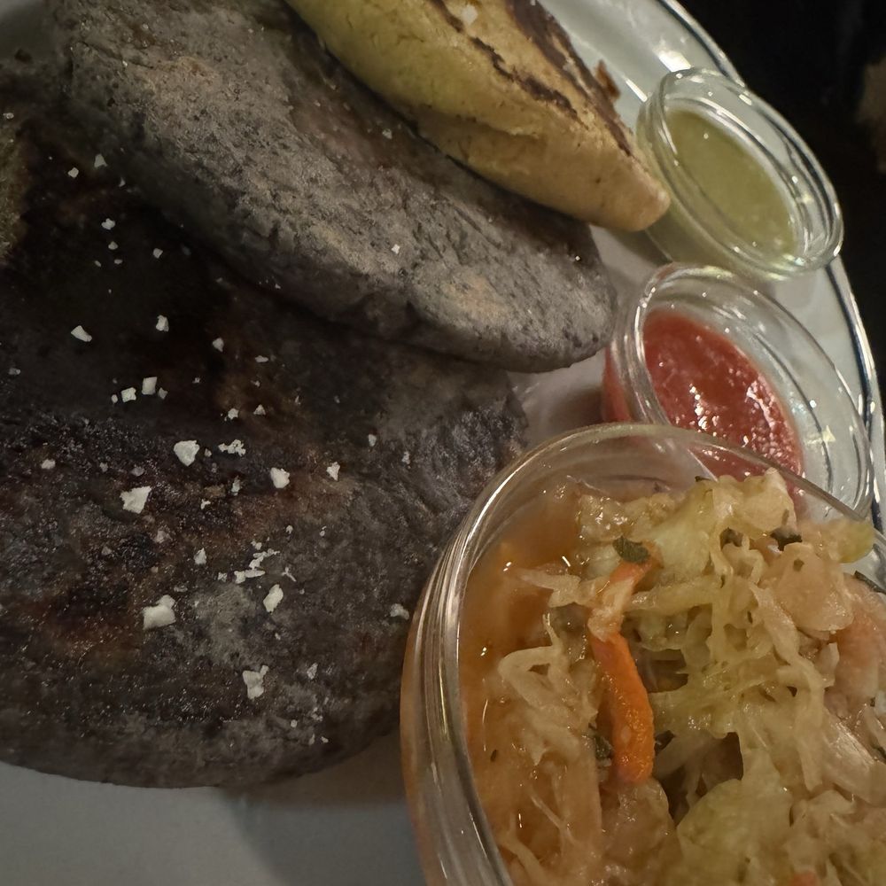 Popoca Oakland - Vegetarian pupusas - one loroco and two hongos (mushroom) - Salvadoran Near Me - Oakland, California Popoca Oakland - Vegetarian pupusas - one loroco and two hongos (mushroom) - Salvadoran Near Me - Oakland, California
