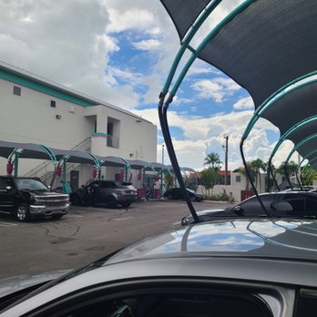 El Car Wash - Car Wash Near Me - Miami, Florida El Car Wash - Car Wash Near Me - Miami, Florida