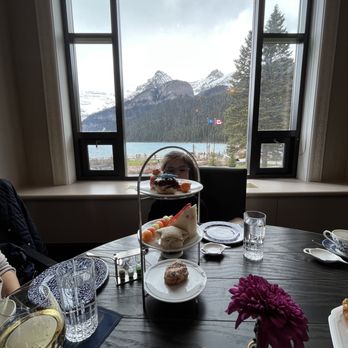 FAIRVIEW BAR AND RESTAURANT - Kid's tea - Modern European Near Me - Lake Louise, Alberta FAIRVIEW BAR AND RESTAURANT - Kid's tea - Modern European Near Me - Lake Louise, Alberta