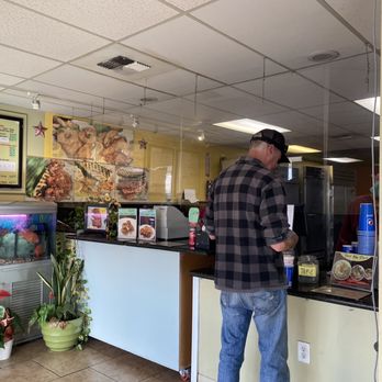 H Salt Esquire Fish & Chips - Counter - Fish & Chips Near Me - Orange, California