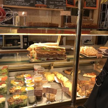 La Couleur des Blés - Bakeries Near Me - Paris, 75