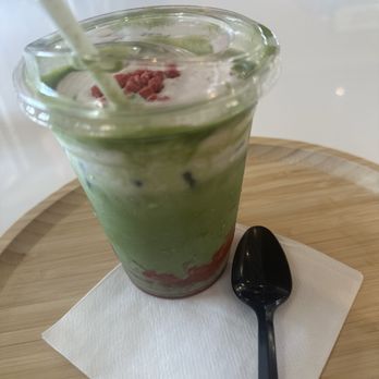 Floe - Matcha & Bingsoo Cafe - Shaved Ice Near Me - Fullerton, California