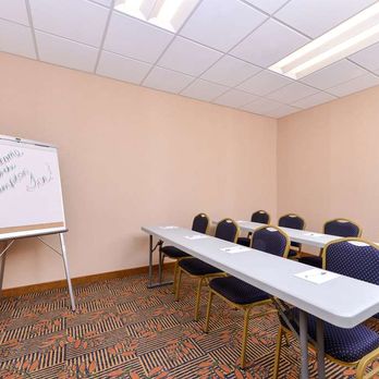Hampton Inn Evanston - Meeting Room - Hotels Near Me - Evanston, Wyoming Hampton Inn Evanston - Meeting Room - Hotels Near Me - Evanston, Wyoming