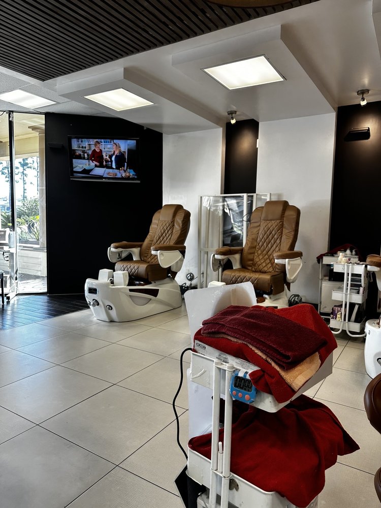 VOGUE NAILS Updated September 2024 72 Photos & 110 Reviews 18232