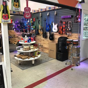 MusicCo Store - Front of store - Musical Instruments & Teachers Near Me - West Palm Beach, Florida MusicCo Store - Front of store - Musical Instruments & Teachers Near Me - West Palm Beach, Florida