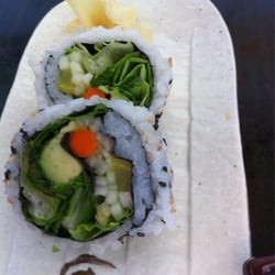Giant veggie maki