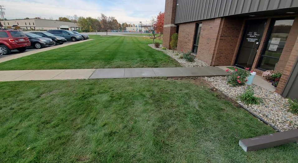 Slide of Eric's handyman services