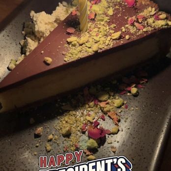 Moona - Hallawa Cheesecake - Mediterranean Near Me - Cambridge, Massachusetts