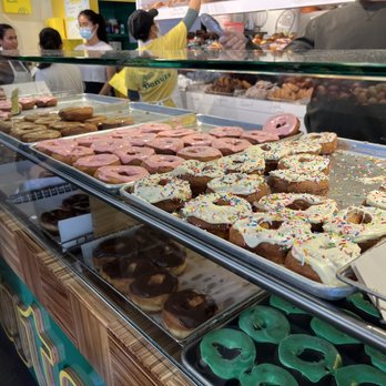Lee's Donuts - Donuts Near Me - Vancouver, British Columbia Lee's Donuts - Donuts Near Me - Vancouver, British Columbia