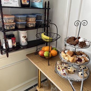 A Cape Cod Ocean Manor - Breakfast spread - Hotels Near Me - Hyannis, Massachusetts