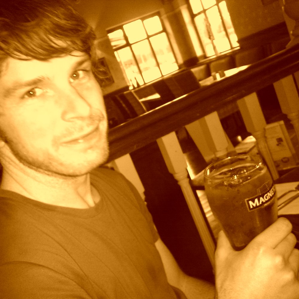 Gypsy Moth - Pubs Near Me - Croydon, XGL