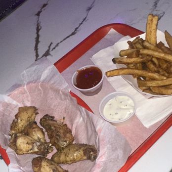 Lustre Pearl - Wings and fries - Bars Near Me - Houston, Texas Lustre Pearl - Wings and fries - Bars Near Me - Houston, Texas