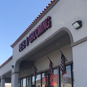 Pets & Grooming - Been coming here for years to buy single flea programs for $12 - Pet Groomers Near Me - Bell Gardens, California