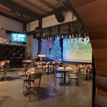 Dogfish Head Brewings & Eats - a view of the dining area - American Near Me - Rehoboth Beach, Delaware