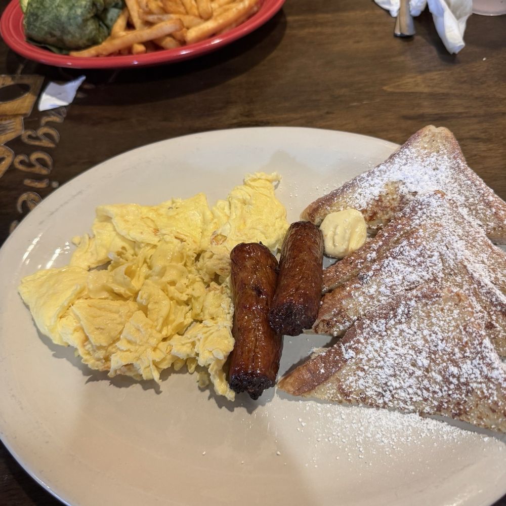 Maggie's Cafe - French Toast - Breakfast & Brunch Near Me - San Diego, California Maggie's Cafe - French Toast - Breakfast & Brunch Near Me - San Diego, California