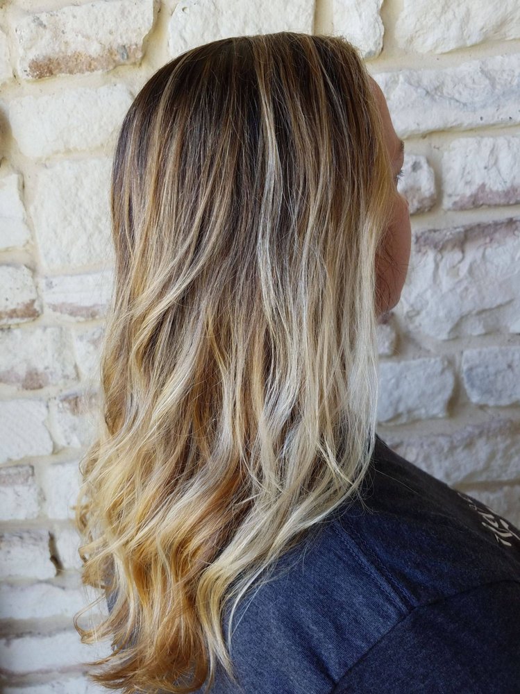Hair By Michelle Logo