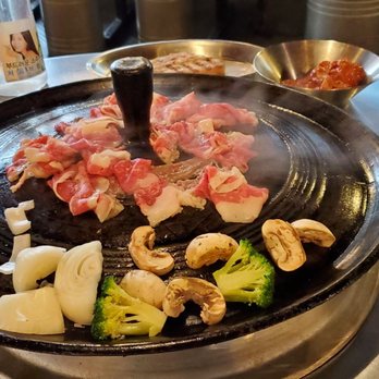 The Cast Iron Pot 3 - Brisket - Korean Near Me - Flushing, New York