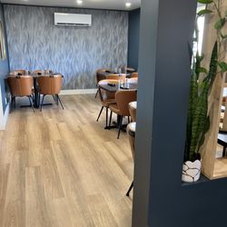 Le Moulin A Cafe - Additional Dining area