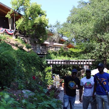 Rombauer Vineyards - Wineries Near Me - St. Helena, California