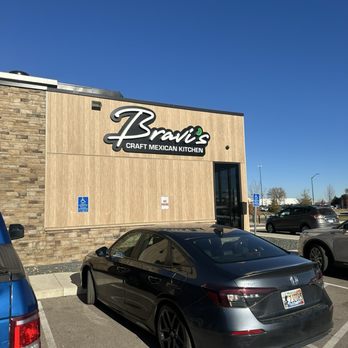 Bravis - Walking in from the parking lot - Mexican Near Me - Shakopee, Minnesota