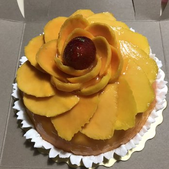 Cakeview Bakery & Cafe - 7" Mango Cake - Bakeries Near Me - Scarborough, Ontario