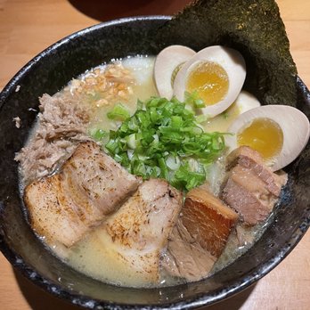 Toribro Ramen - Toribro Deluxe Mega Ramen - Ramen Near Me - New York, New York Toribro Ramen - Toribro Deluxe Mega Ramen - Ramen Near Me - New York, New York