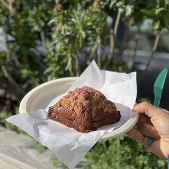 Breadbelly - guava rose blood orange croissant - Bakeries Near Me - San Francisco, California Breadbelly - guava rose blood orange croissant - Bakeries Near Me - San Francisco, California