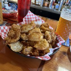 J & B's Bar & Grill - Onion petals