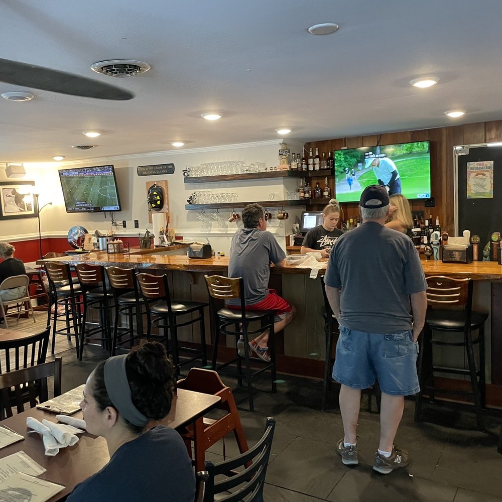 Two Drummers Smokehouse - Bar and dining room - Barbeque Near Me - Toano, Virginia Two Drummers Smokehouse - Bar and dining room - Barbeque Near Me - Toano, Virginia