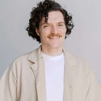 Austin Curls - Relaxing farmhouse salon offering customized curl cuts and treatments for every curl pattern. - Hair Salons Near Me - Dripping Springs, Texas Austin Curls - Relaxing farmhouse salon offering customized curl cuts and treatments for every curl pattern. - Hair Salons Near Me - Dripping Springs, Texas