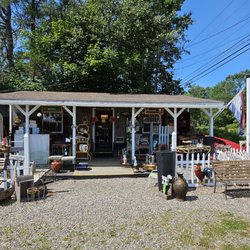 Hand Me Down Treasures - Storefront