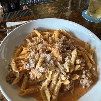 Murph's Bar - Gemelli with sausage in vodka sauce - DELICIOUS - Sports Bars Near Me - Philadelphia, Pennsylvania Murph's Bar - Gemelli with sausage in vodka sauce - DELICIOUS - Sports Bars Near Me - Philadelphia, Pennsylvania