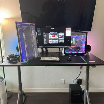 Le Handyman - Cable management after. - TV Mounting Near Me - Placentia, California