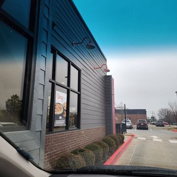 Slim Chickens - Chicken Shop Near Me - Fayetteville, Arkansas Slim Chickens - Chicken Shop Near Me - Fayetteville, Arkansas
