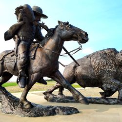 Buffalo Bill Sculpture - Buffalo Bill & namesake